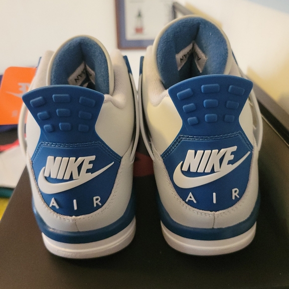 Jordan 4 Military Blue AUTHENTIC - Picture 3 of 7